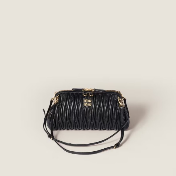MiuMiu 미우미우 카프리스 마테라쎄 나파 가죽 클러치