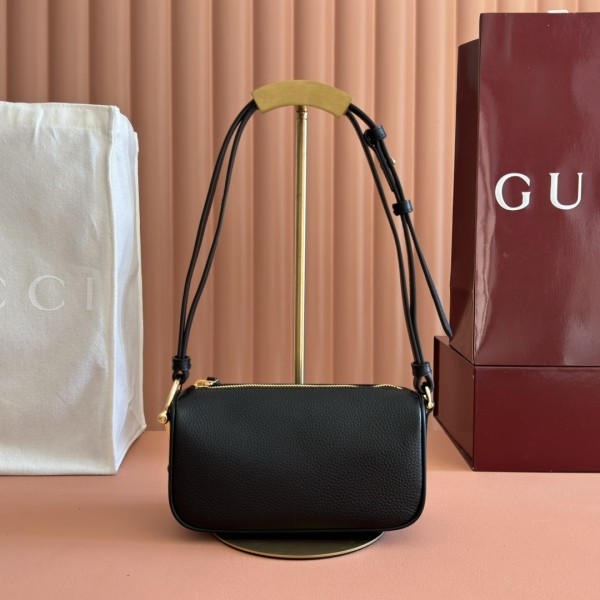 Gucci 구찌 Half Horsebit (Small)