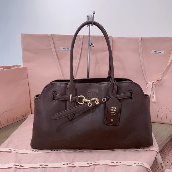 MiuMiu 미우미우 아방뛰르 나파 가죽 백 (라지)