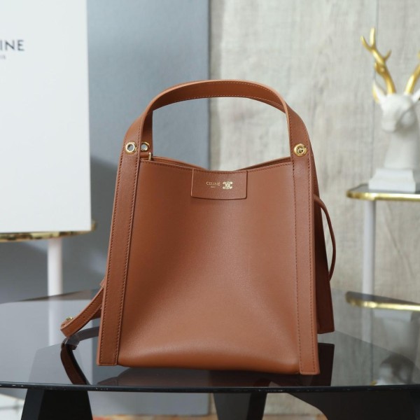 Celine 셀린느 Cubo 버킷