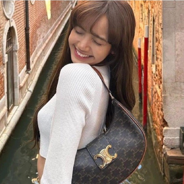 Celine 셀린느 ava triomphe