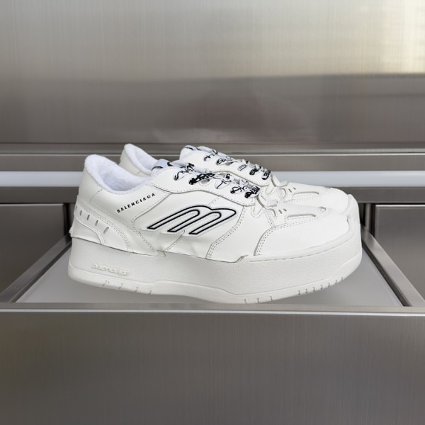 Balenciaga 발렌시아가 Hamptons Sneaker