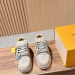 LV 루이비통 Trainner