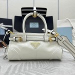 Prada 프라다 Bonnie