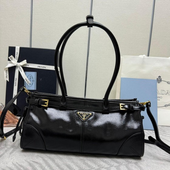 Prada 프라다 Bonnie 가죽백 (Small)