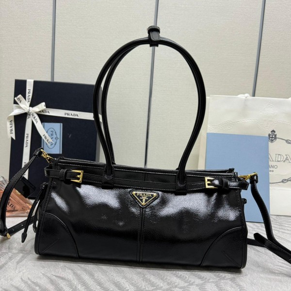 Prada 프라다 Bonnie 가죽백 (Small)