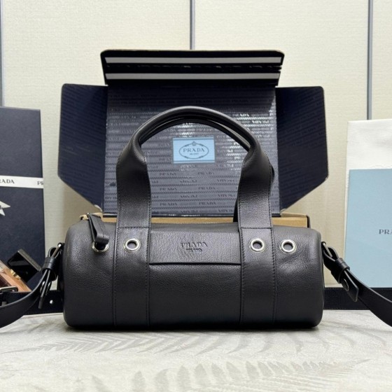 Prada 프라다 가죽백