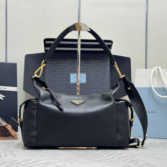 Prada 프라다 가죽백