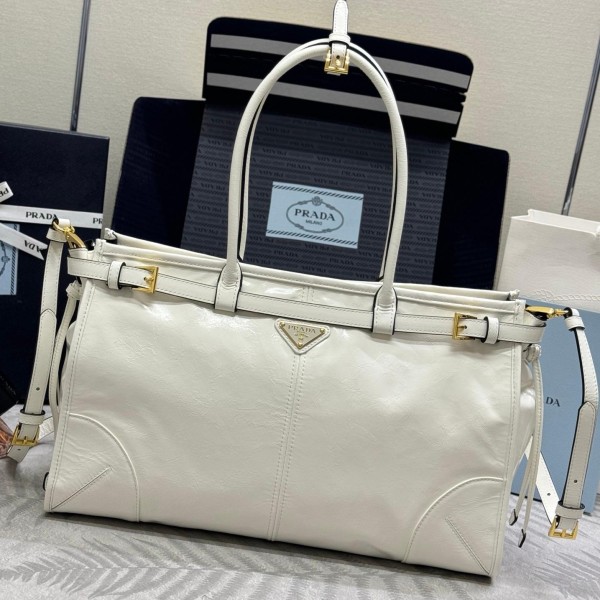 Prada 프라다 라지 가죽 핸드백 블랙