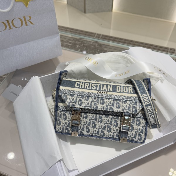 Dior 디올 Camp 메신저백
