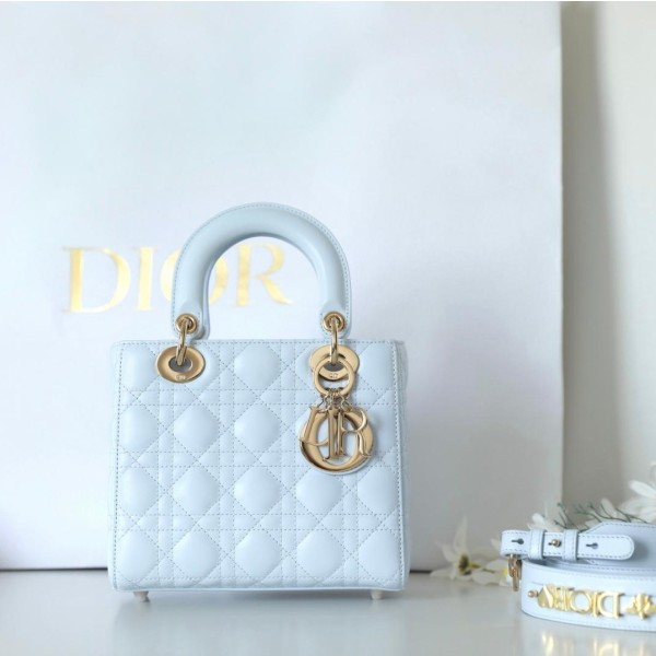 Lady Dior 디올 Ultra Mat