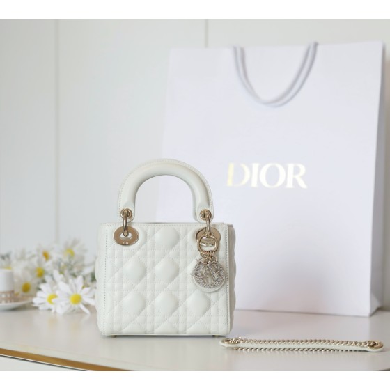 Lady Dior 디올
