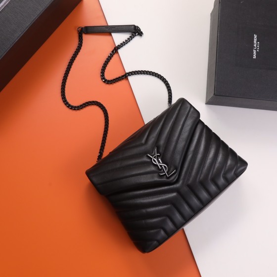 YSL 입생로랑 LouLou (Medium)
