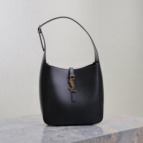 YSL 입생로랑 LE 5A7