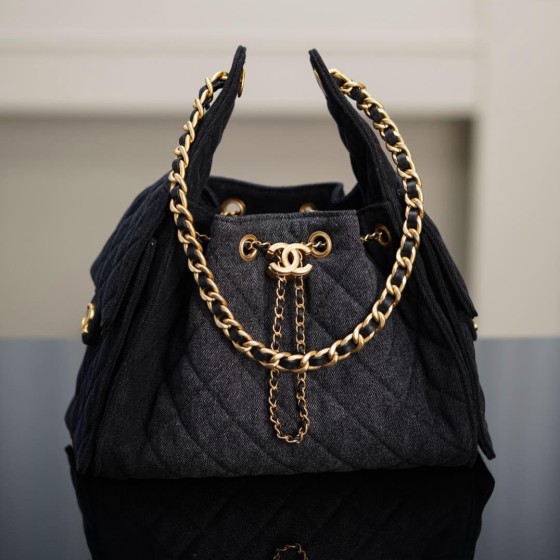 Chanel 샤넬 25S Small hobo
