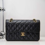 Chanel 샤넬 Classic Flap (Small)