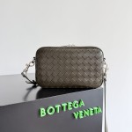 BOTTEGA VENETA 보테가 베네타 INTRECCIATO
