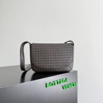 BOTTEGA VENETA 보테가 베네타 Diago