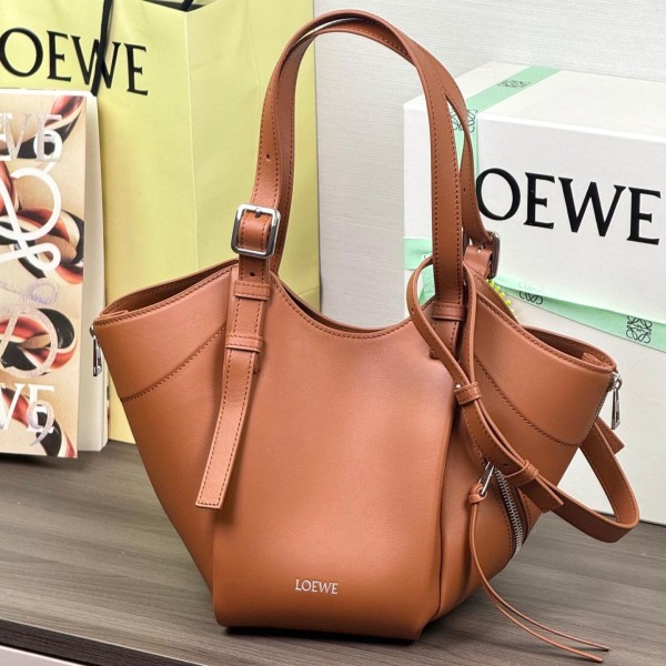 Loewe 로에베 Hammock Flip