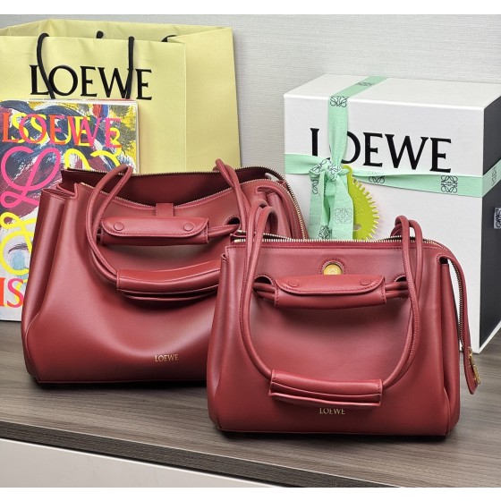 Loewe 로에베 Madrid