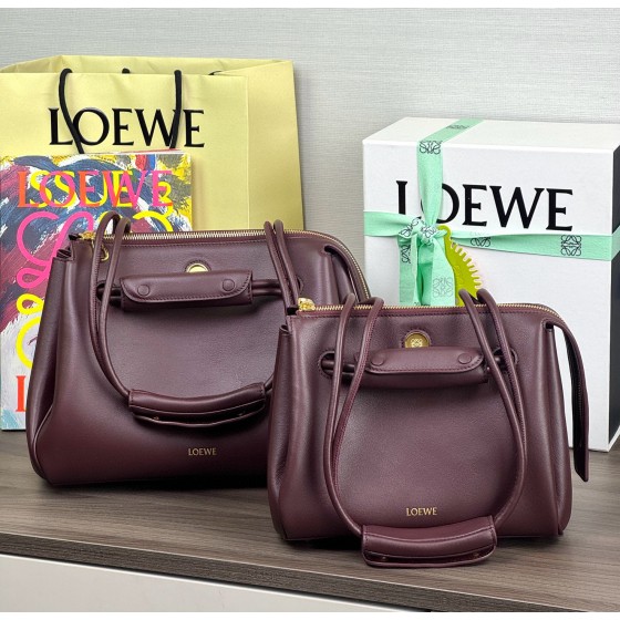 Loewe 로에베 Madrid