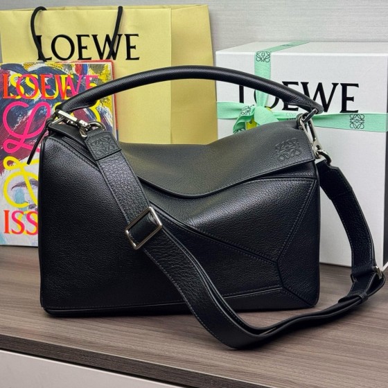Loewe 로에베 Puzzle