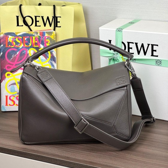 Loewe 로에베 Puzzle