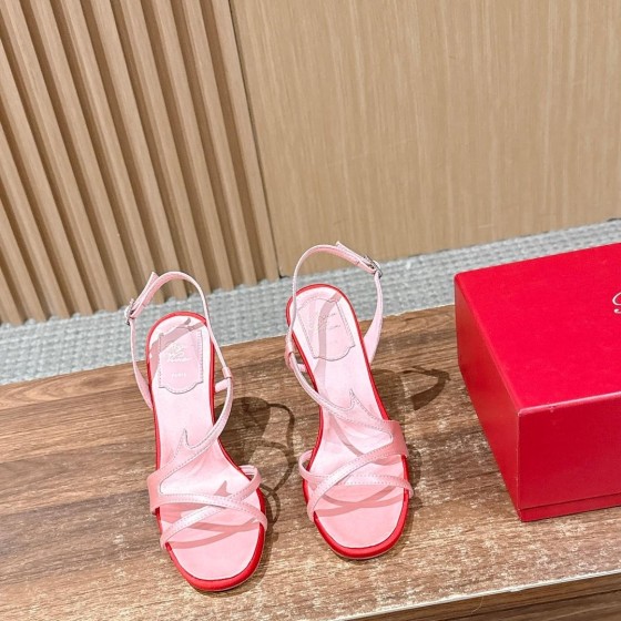 Roger Vivier 로저 비비애 펌프스