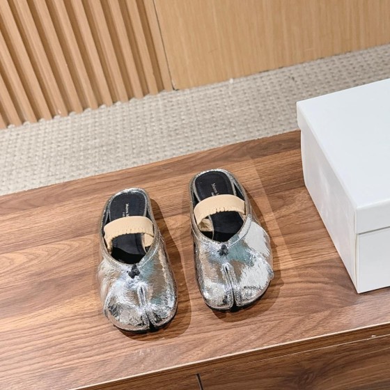 Maison Margiela MM6 마르지엘라 Tabi