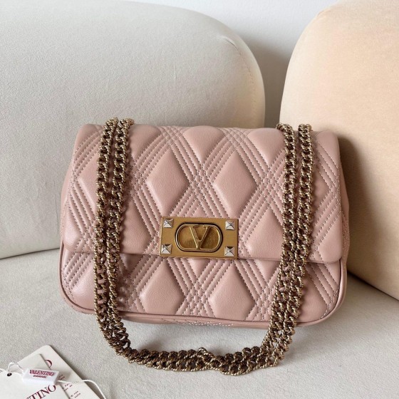 Valentino 발렌티노 GARAVANI QUILTIE 67