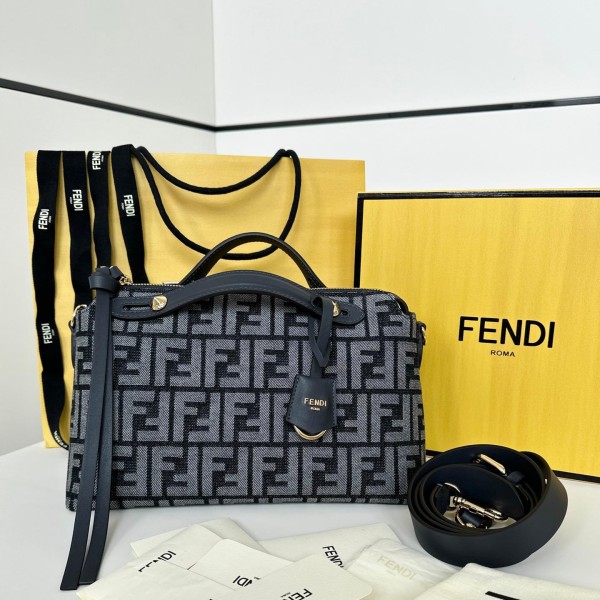 Fendi 펜디 Boston