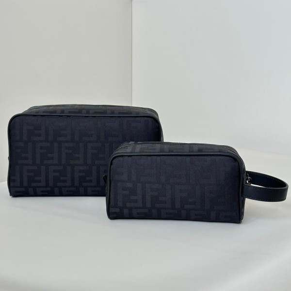FENDI 펜디 파우치