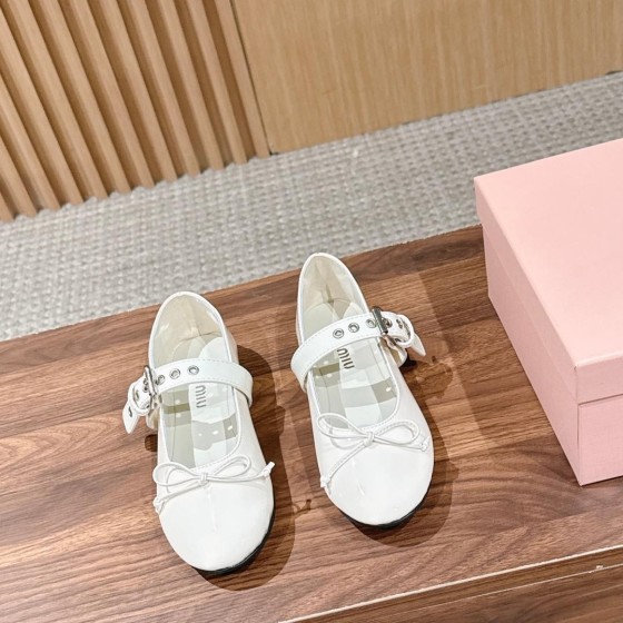 MiuMiu 미우미우 발레리나