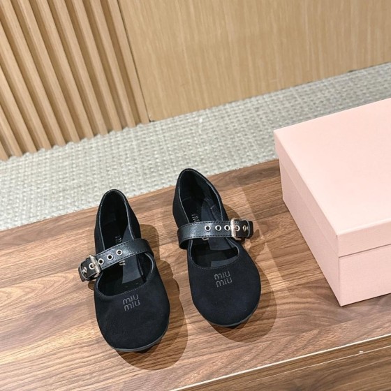 MiuMiu 미우미우 발레리나