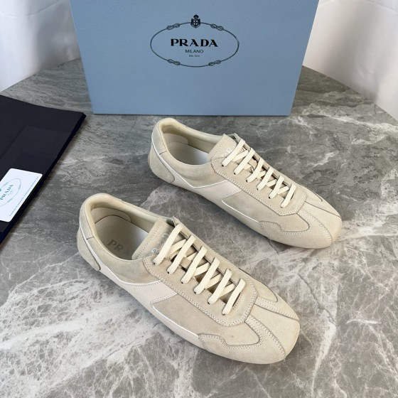 Prada 프라다 스니커즈