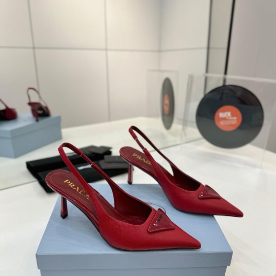Prada 프라다