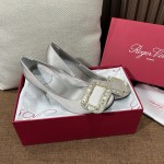 Roger Vivier 로저 비비애