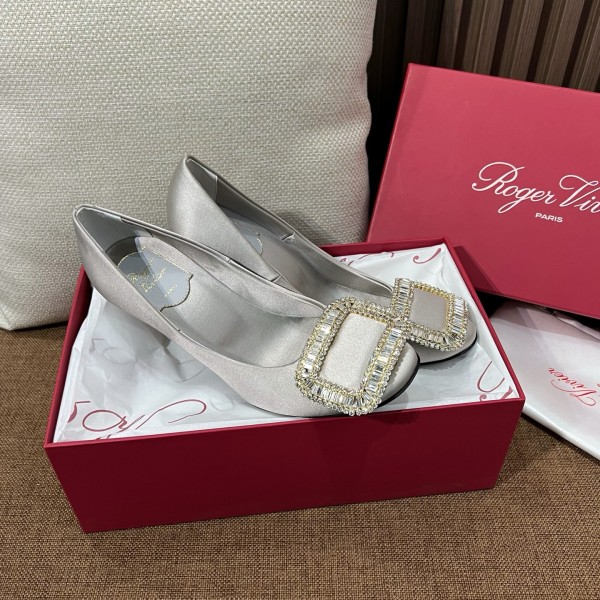 Roger Vivier 로저 비비애