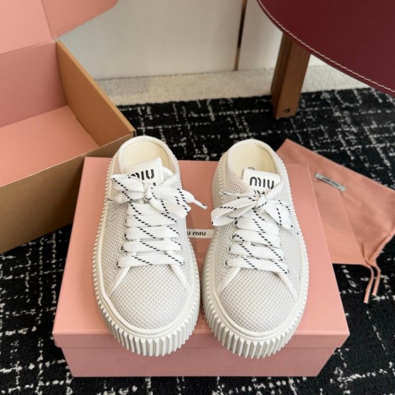 MiuMiu 미우미우