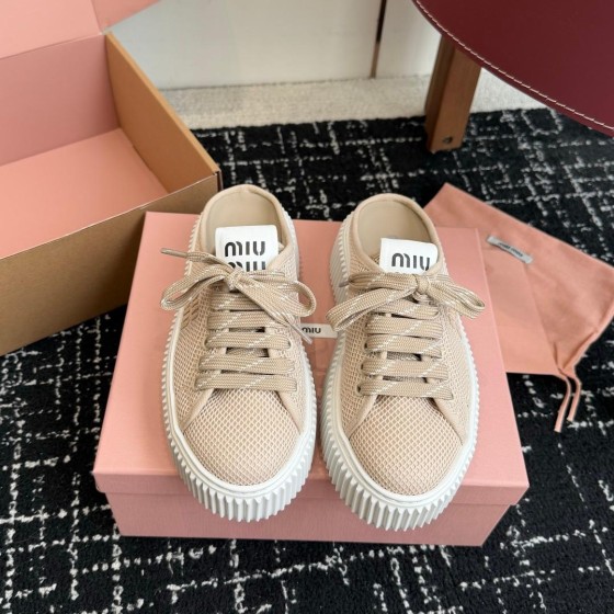 MiuMiu 미우미우