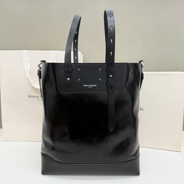 Maison Margiela 메종 마르지엘라 SS26 Hobo Bag