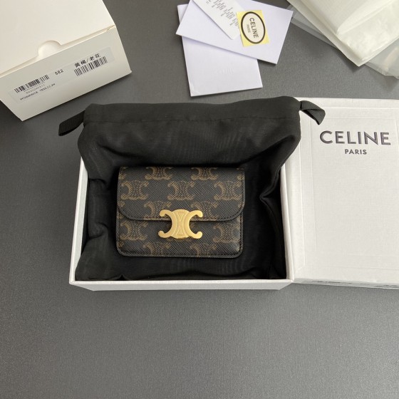 Celine 셀린느 트리옴프