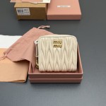 MiuMiu 미우미우 MATELASSÉ