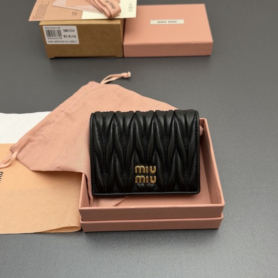MiuMiu 미우미우 MATELASSÉ