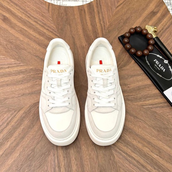 Prada 프라다