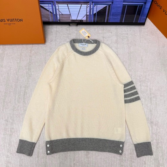 THOM BROWNE 톰브라운