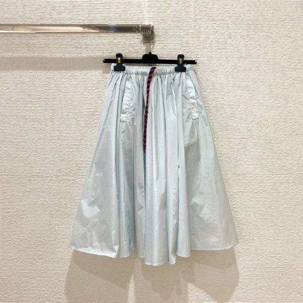 Prada 프라다 나일론 스커트