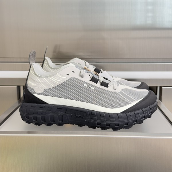 ZEGNA x norda 스니커즈