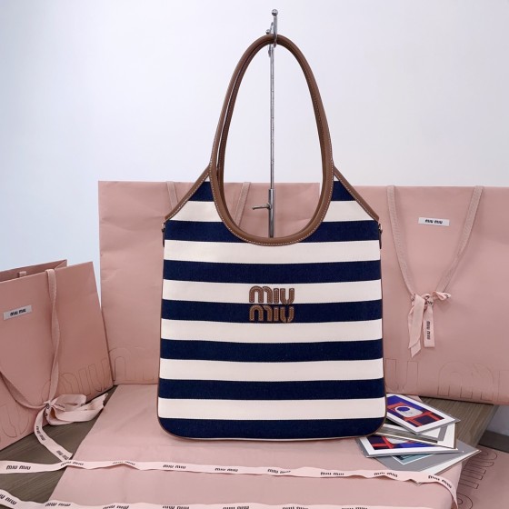MiuMiu 미우미우 토트