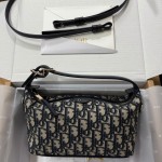 Dior 디올 Nomad